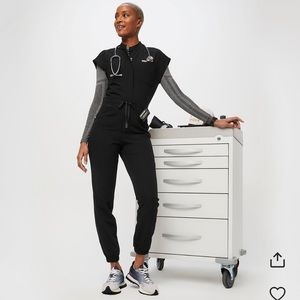 Women’s FIGS  scrub jumpsuit
